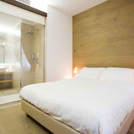 Borgoleoni 18 - Room And Breakfast Ferrara Ruang foto