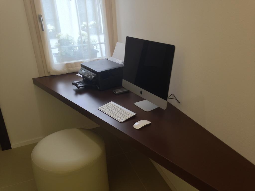 Borgoleoni 18 - Room And Breakfast Ferrara Bagian luar foto